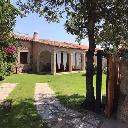 La Quercia - Capriccioli Holiday home *